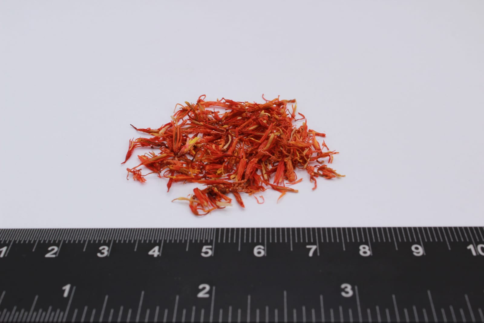 Dried hong hua florets